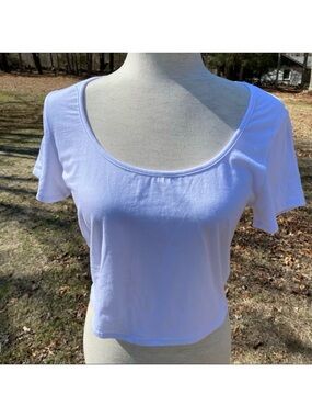 GAZE NEW TOP TEE CROPPED WHITE SCOOP NECK Size S